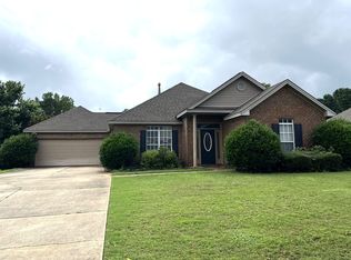 1314 Kingston Oaks Dr, Prattville, AL 36067