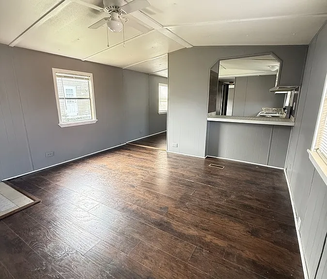 3810 S Thompson St #39 — Photo 3