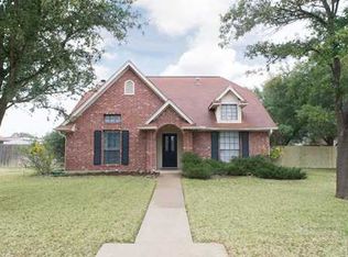 4617 Kensington Rd, Bryan, TX 77802