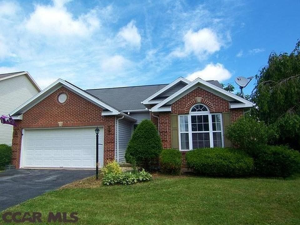 1st image of 726 Tanager Dr