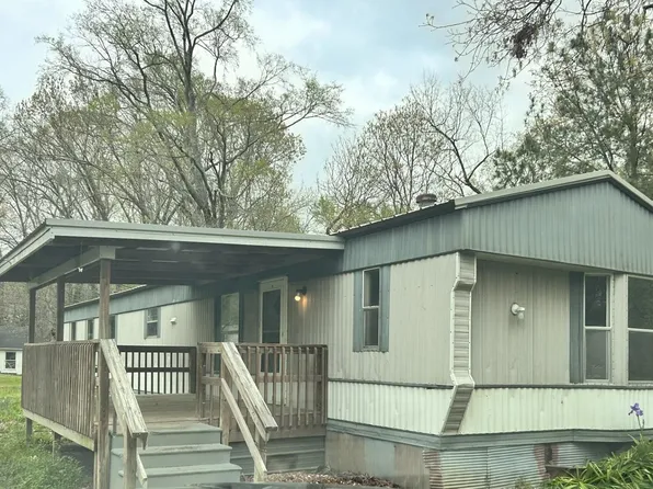67 Francis Ave, Atwood, TN 38220