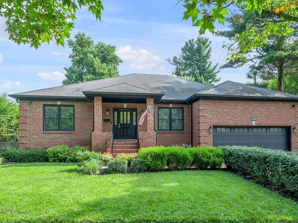 1319 Prather Rd, Lexington, KY 40502