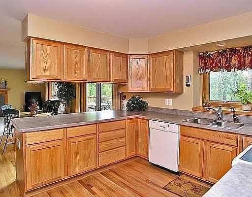 5th image of 608 Ironwood Way