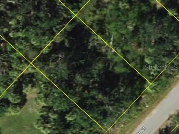 New London St Lot 9, North Pt, FL 34288