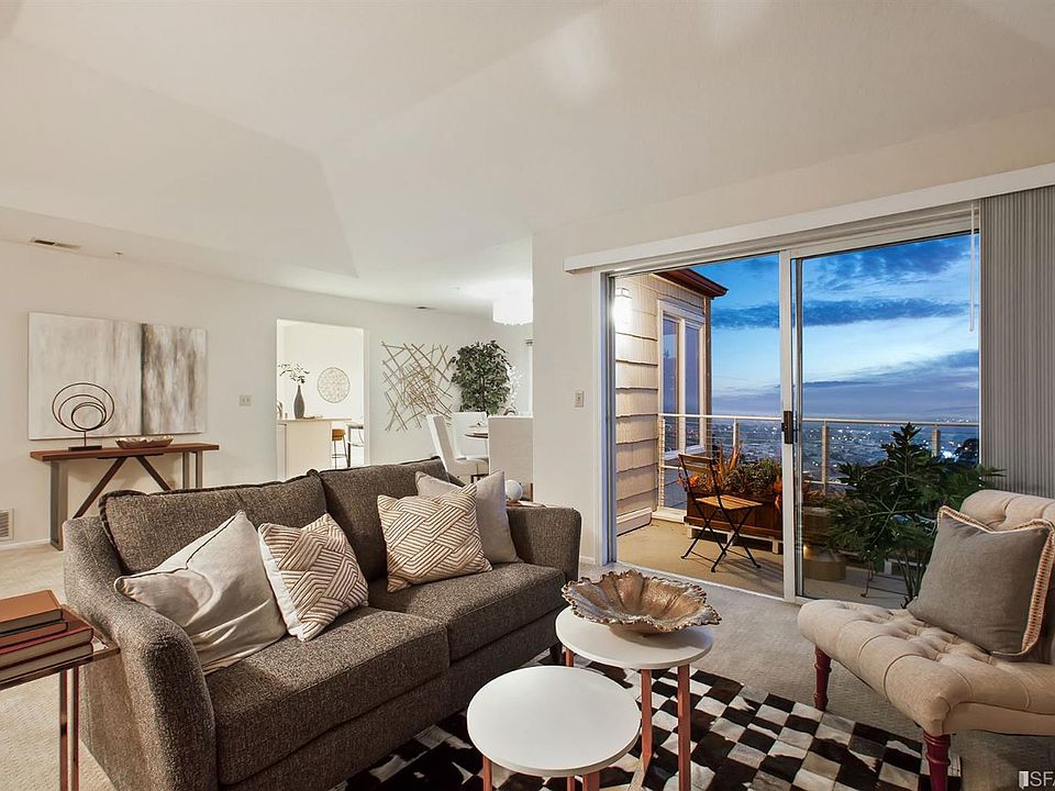 1st image of 385 Mountain View Dr APT 4