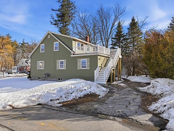 3rd image of 542 Oak Hill Rd