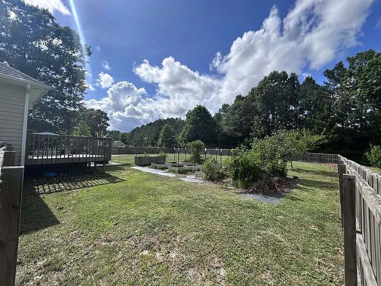308 Prince William Dr — Photo 18