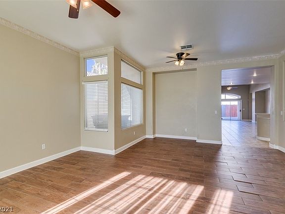 4th image of 8226 Orange Vale Ave