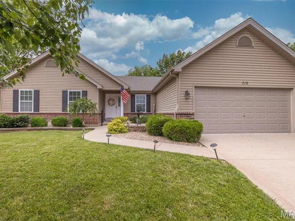 316 Spring Day Ct, Lake Saint Louis, MO 63367