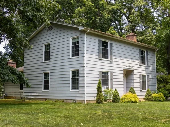 100 Sherwood E, Wytheville, VA 24382