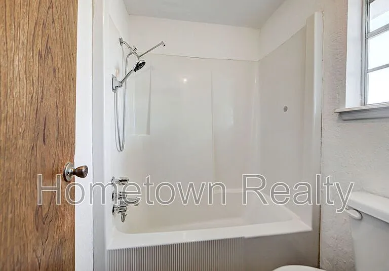 7301 Edenborough Dr — Photo 28