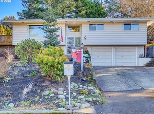 9345 SE Sun Crest Dr, Happy Valley, OR 97086