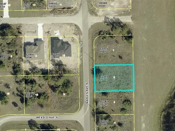1003 Naples Ave S, Lehigh Acres, FL 33974