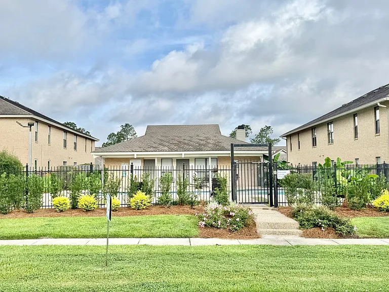 5131 Butter Creek Ln — Photo 10