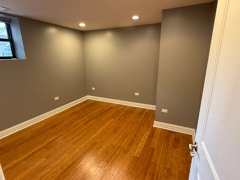 1702 W Summerdale Ave #G — Photo 5