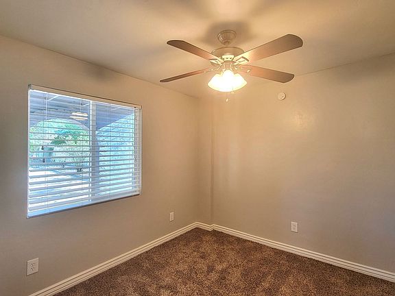 4th image of 508 W Michigan Dr