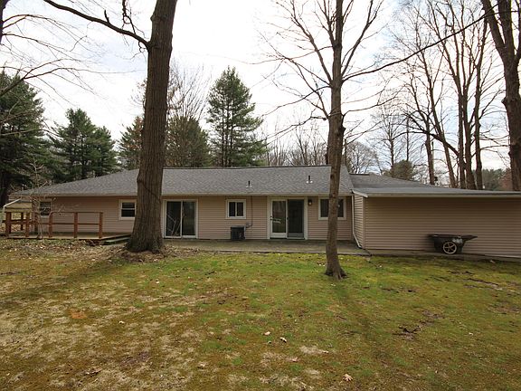 4th image of 9009 E Main St