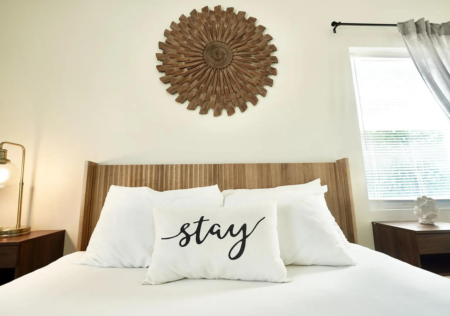 Villa Oliv | 2BR Modern Luxury | River & Ocean Access — Photo 1