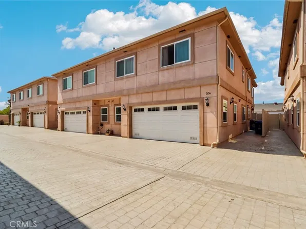 204 E 121st St, Los Angeles, CA 90061