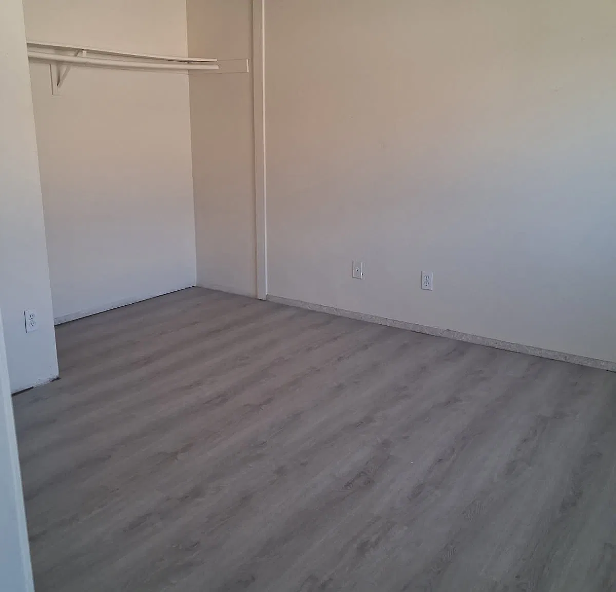 2 bed, 900 sqft, $2,150 — Photo 4
