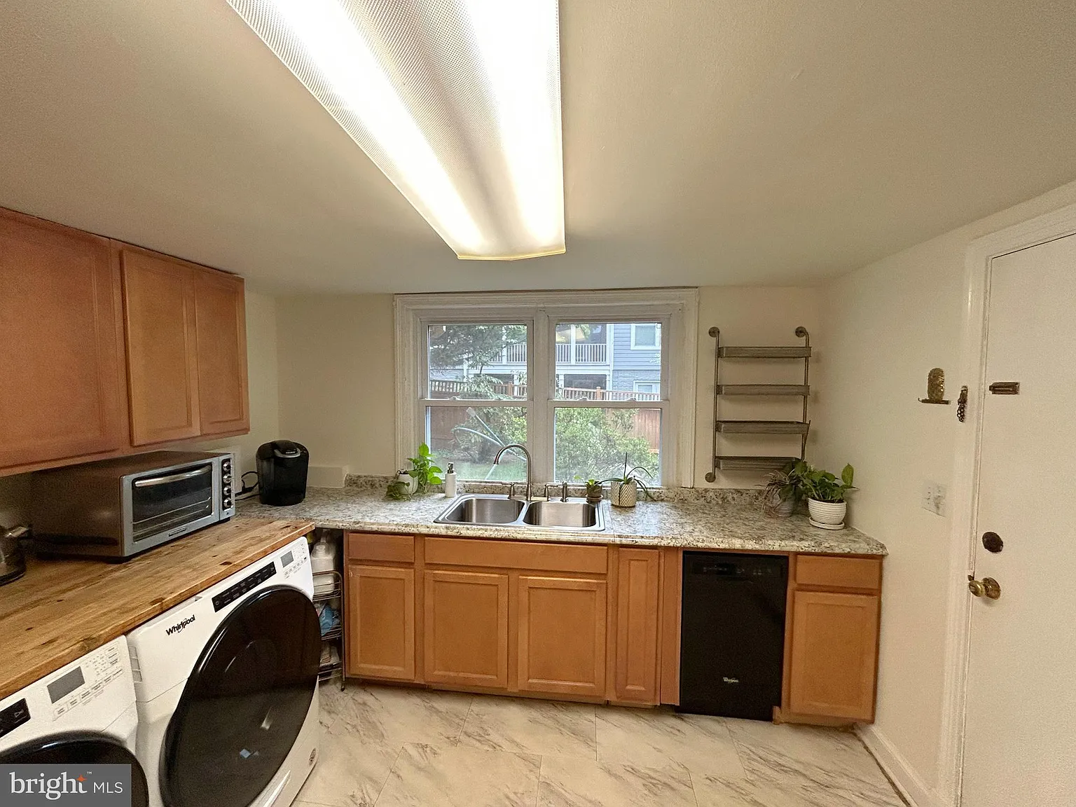 1 bed, 900 sqft, $1,850 — Photo 4