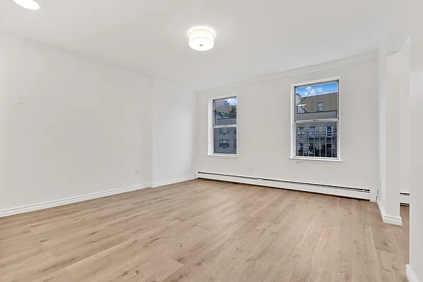 Rented by R New York | media 2