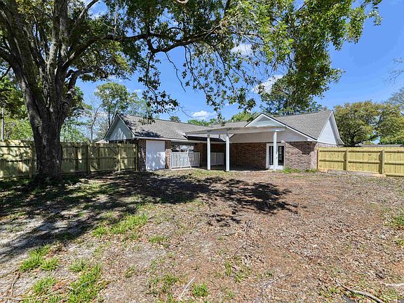 4th image of 7618 Chairman Ave