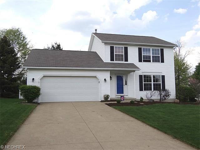 1st image of 443 Cambridge Dr