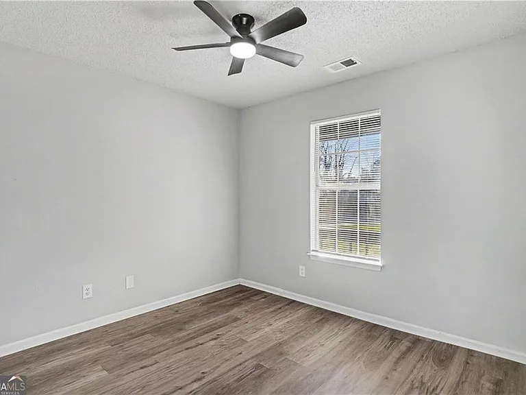 79 Waterview Dr — Photo 12
