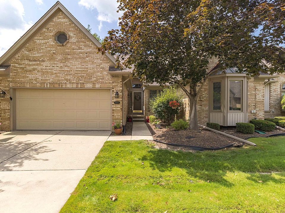 1st image of 54501 Cambridge Dr