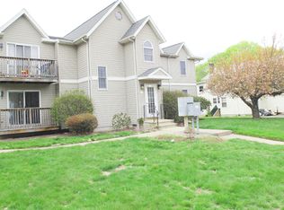 666 Broad St APT 8, Meriden, CT 06450