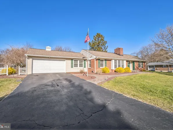 107 Venus Dr, Newark, DE 19711
