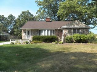 1492 Dover Center Rd, Westlake, OH 44145