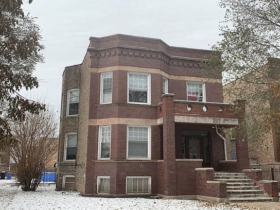 5th image of 7812 S Peoria St