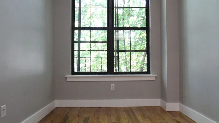 Rented by Nooklyn NYC LLC | media 19