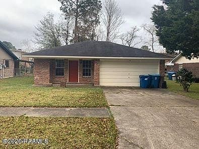 1st image of 205 Brookwood Cir