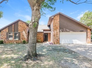 1307 Brookfield Ln, Mansfield, TX 76063