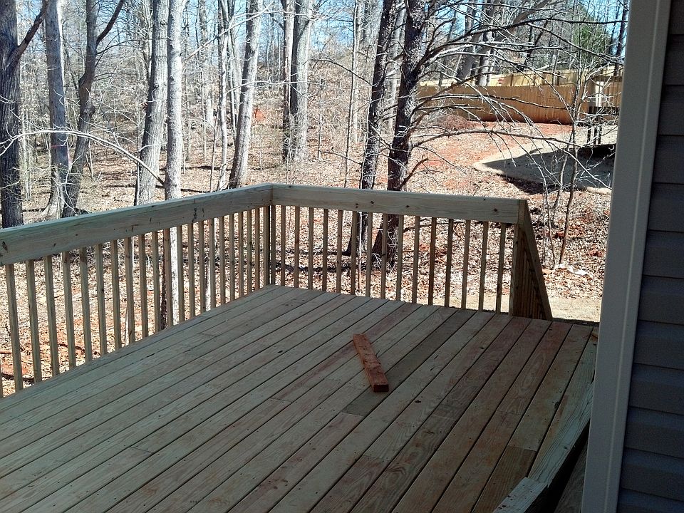 2nd image of 622 Fawn Branch Trl
