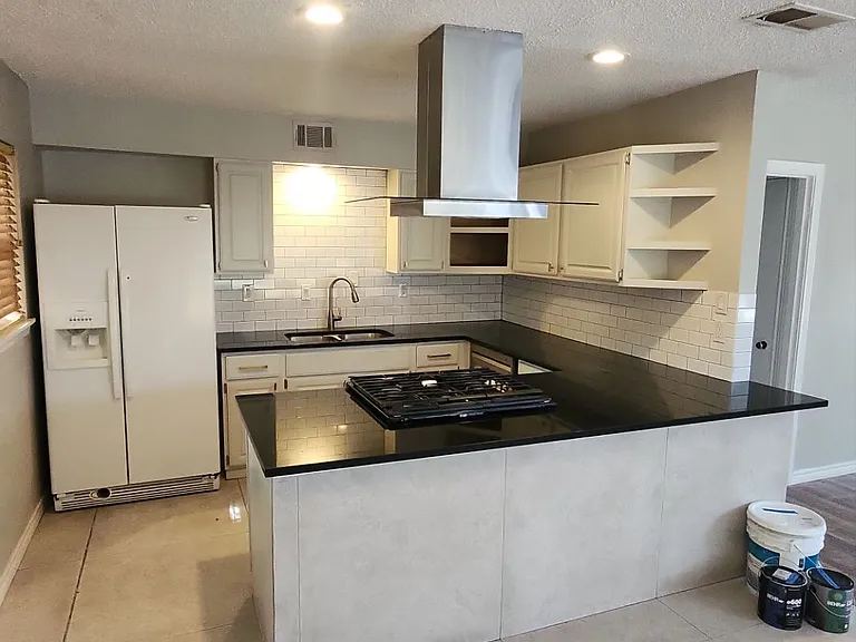 1125 Bowman St #1 — Photo 16