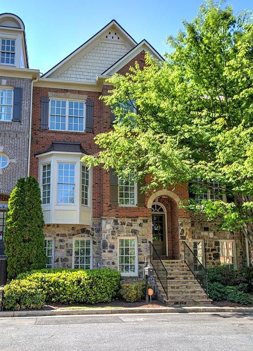 1st image of 636 Parkside Village Way NW