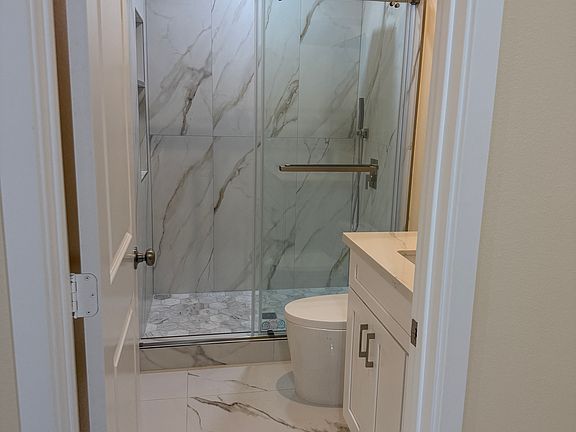 5th image of 10462 Bonnie Dr #D
