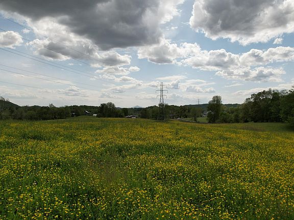 5th image of 592 Catawba Fieldcrest Development