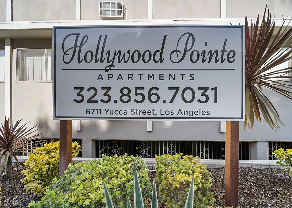 Hollywood Pointe