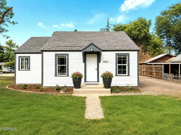 609 W Prasch Ave, Yakima, WA 98902