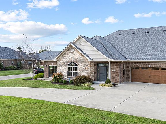 2nd image of 3882 Piper Ln