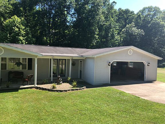 2nd image of 1811 Lakeland Dr