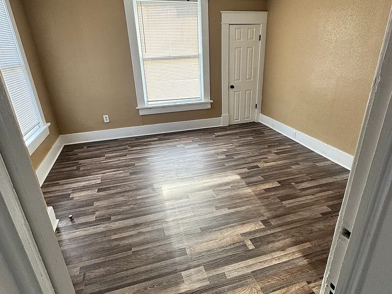 912 Eastside Blvd — Photo 10