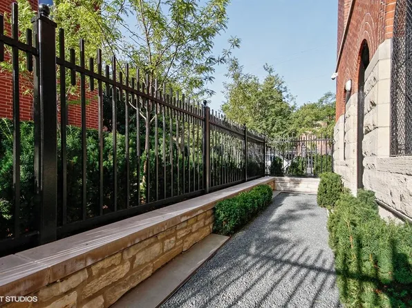 Mulligan School Apartments, 1855 N Sheffield Ave #104, Chicago, IL 60614