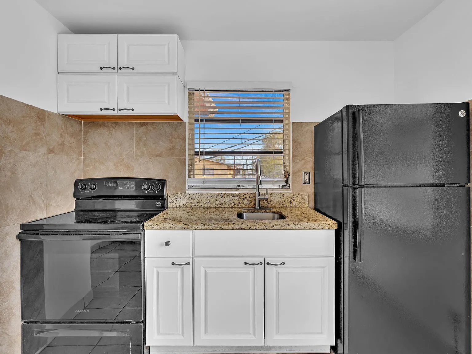 1 bed, 450 sqft, $1,395 — Photo 3