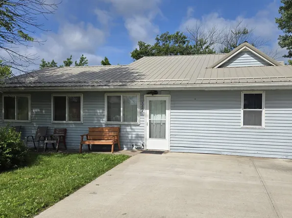 1304 SE Poplar St, Leon, IA 50144